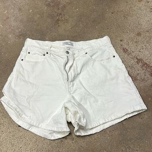 Abercrombie & Fitch The dad short high rise